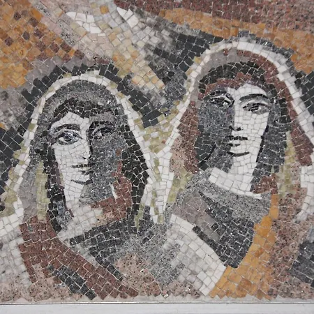 Le Pelerin Bed & Breakfast 3*